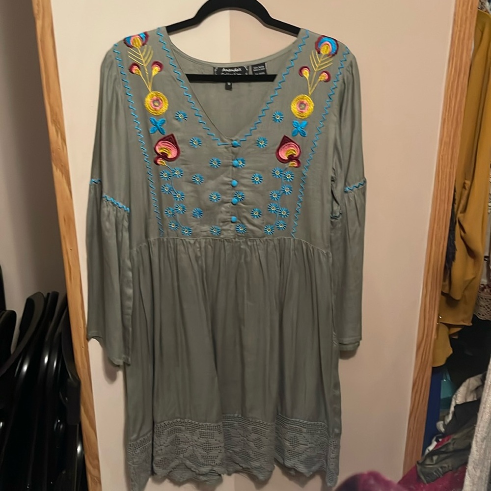 Ananda Design Gray Dress with Colorful Embroidery